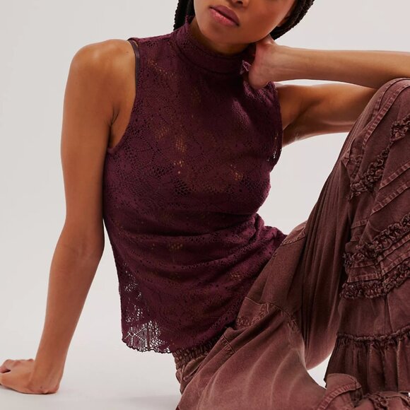 Free People NWT Purple Lace Slim Relaxed Hip Length High Neckline Keyhole Tank - Picture 4 of 10